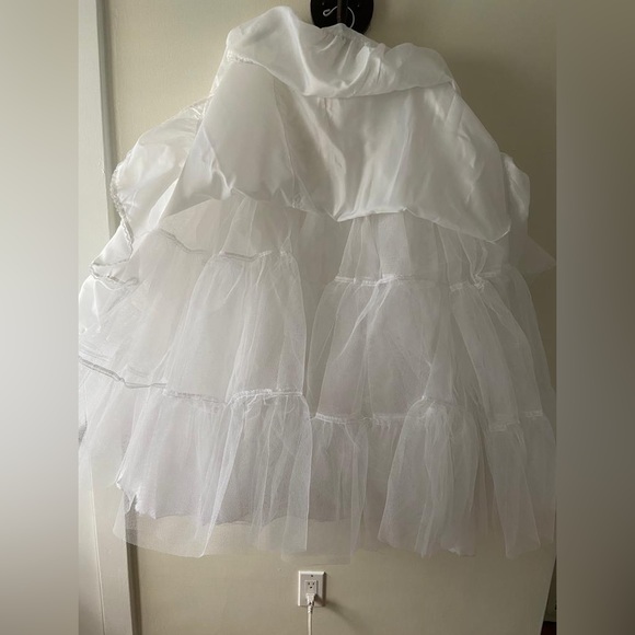 Bridal dress crinoline - Picture 2 of 6